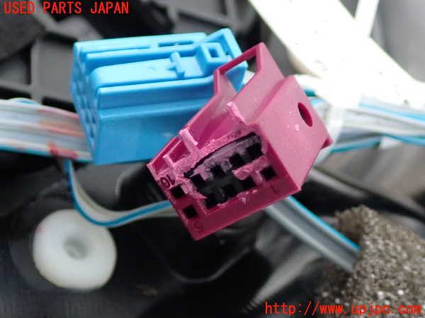 2UPJ-9239631234]ベンツ C200 コンプレッサー ステーションワゴン S204(204241)右前ドア内張り 中古_4