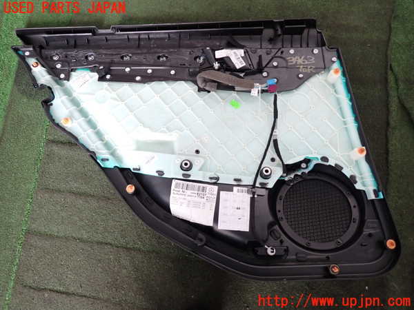 2UPJ-9239631294]ベンツ C200 コンプレッサー ステーションワゴン S204(204241)右後ドア内張り 中古_3