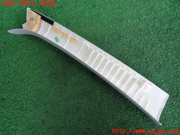 2UPJ-9239637660]ベンツ C200 コンプレッサー ステーションワゴン S204(204241)左フロントピラートリム 中古_2