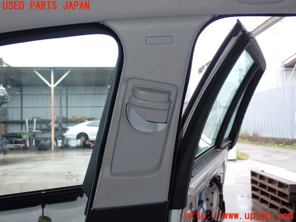 2UPJ-9239637665]ベンツ C200 コンプレッサー ステーションワゴン S204(204241)右センターピラートリム 中古_2