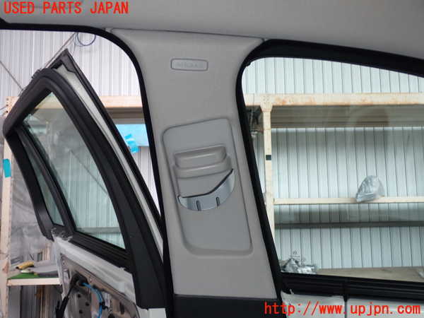 2UPJ-9239637670]ベンツ C200 コンプレッサー ステーションワゴン S204(204241)左センターピラートリム 中古_2