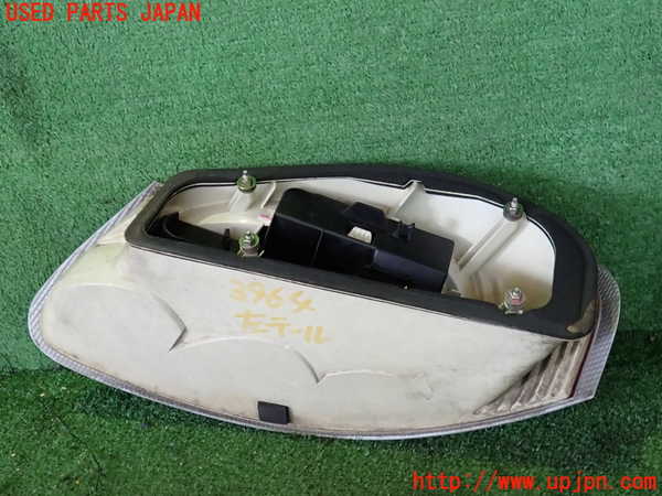 2UPJ-9239641536]ポルシェ・ボクスター(986K)左テールランプ 中古_3