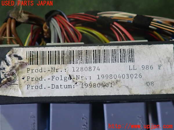 2UPJ-9239646742]ポルシェ・ボクスター(986K)ヒューズボックス2(室内運転席側) 中古_3