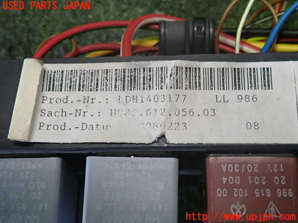 2UPJ-9239646743]ポルシェ・ボクスター(986K)ヒューズボックス3(助手席側) 中古_3