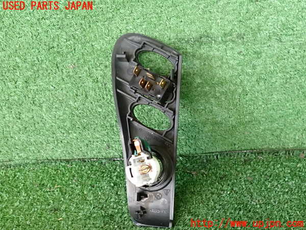 2UPJ-9239646300]ポルシェ・ボクスター(986K)デフォッガースイッチ 中古_2