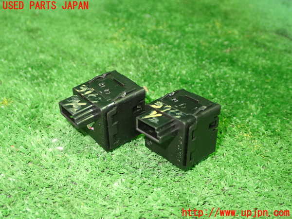 1UPJ-9239656306]アルファロメオ・ミト(95514P)スイッチ1 (シートヒーター) 中古_3