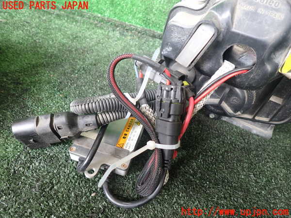 1UPJ-9239661132]VW ルポGTI(6EAVY)左ヘッドライト HID 中古_4