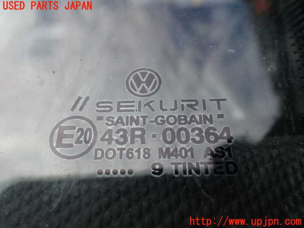 1UPJ-9239661195]VW ルポGTI(6EAVY)フロントガラス  43R-00364 M401　中古_3