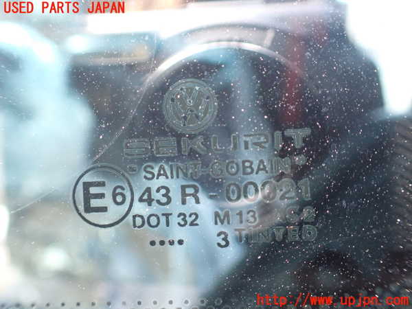 1UPJ-9239661382]VW ルポGTI(6EAVY)左クォーターガラス 43R-00021 M13中古_3