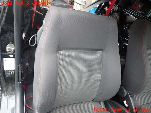 1UPJ-9239667035]VW ルポGTI(6EAVY)運転席シート 中古_2