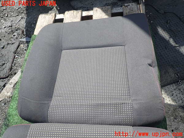 1UPJ-9239667405]VW ルポGTI(6EAVY)右リアシート 中古_2