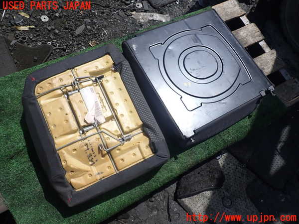 1UPJ-9239667405]VW ルポGTI(6EAVY)右リアシート 中古_4