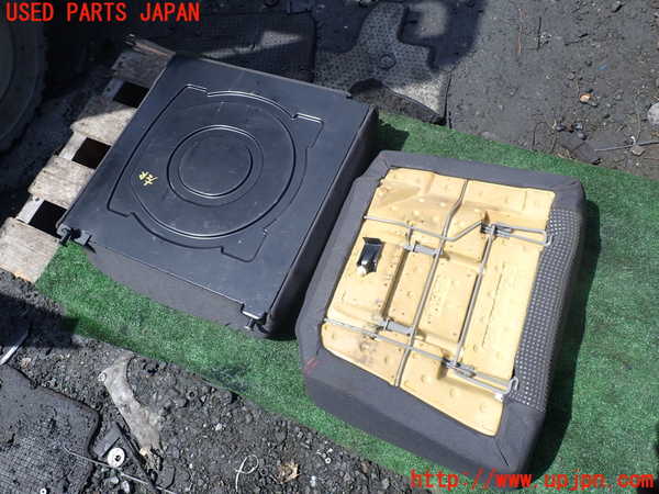 1UPJ-9239667435]VW ルポGTI(6EAVY)左リアシート 中古_4