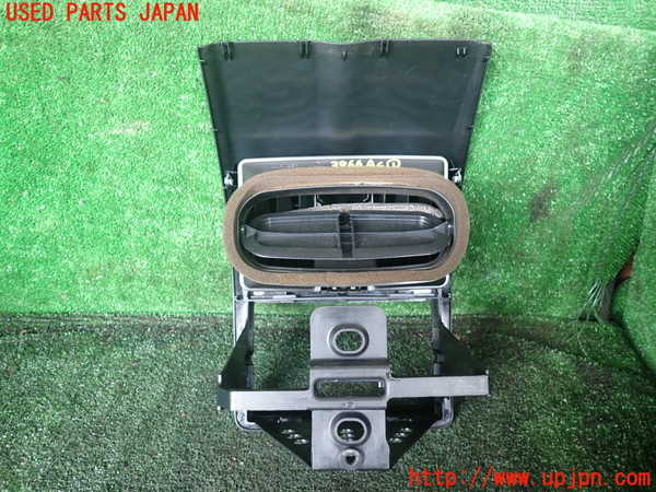 1UPJ-9239667526]VW ルポGTI(6EAVY)エアコン吹き出し口1 (真中) 中古_3