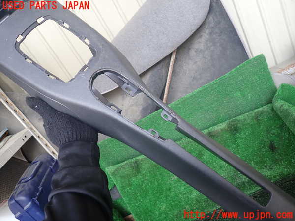 1UPJ-9239667540]VW ルポGTI(6EAVY)センターコンソール 中古_3