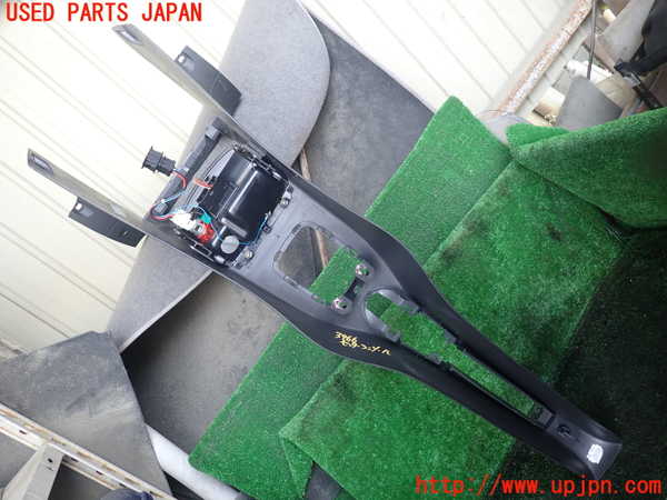 1UPJ-9239667540]VW ルポGTI(6EAVY)センターコンソール 中古_4