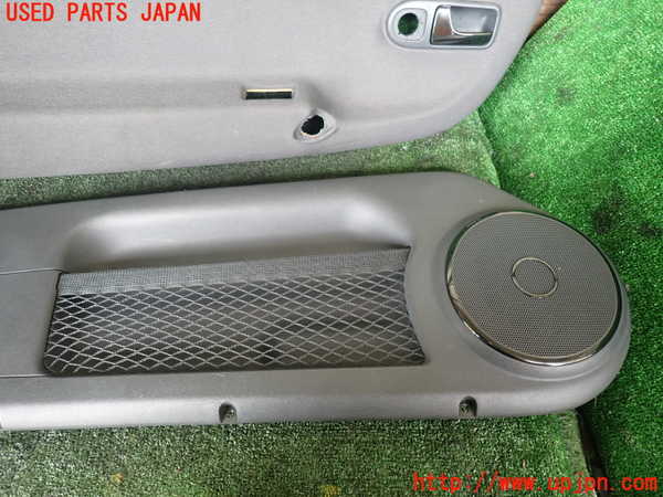 1UPJ-9239661264]VW ルポGTI(6EAVY)左ドア内張り 中古_3