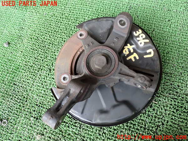 1UPJ-9239674290]テリオスキッド(J131G)右フロントナックルハブ 中古_2