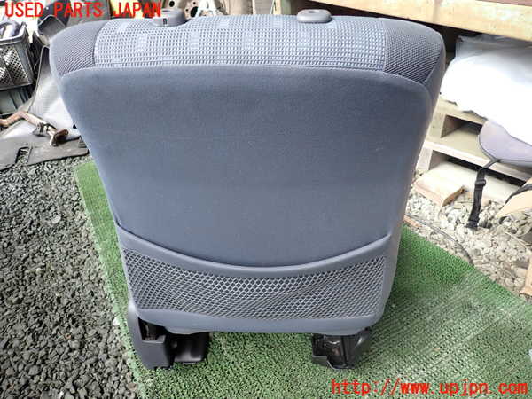 1UPJ-9239677065]テリオスキッド(J131G)助手席シート 中古_4