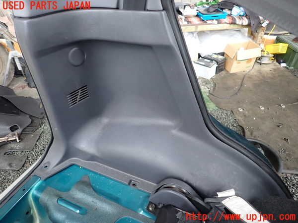 1UPJ-9239677680]テリオスキッド(J131G)左リアピラートリム 中古_3