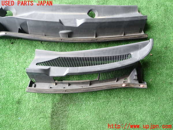 1UPJ-9239681190]アイシス(ANM10W)カウルトップ 中古_2