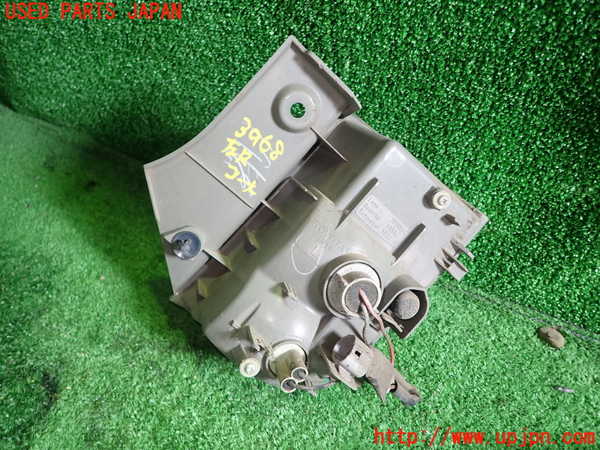 1UPJ-9239681156]アイシス(ANM10W)左リアコーナーランプ 中古_3