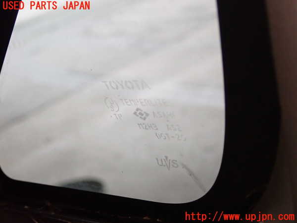 1UPJ-9239681200]アイシス(ANM10W)右フロント三角窓ガラス ASAHI M2H3 中古_2