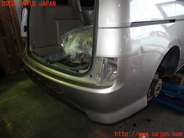 1UPJ-9239681610]アイシス(ANM10W)リアバンパー 中古_2
