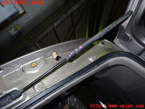 1UPJ-9239681584]アイシス(ANM10W)リアゲートダンパー 中古_2