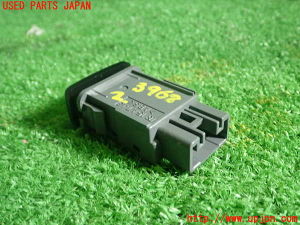 1UPJ-9239686307]アイシス(ANM10W)スイッチ2 (右スライドドア) 中古_3