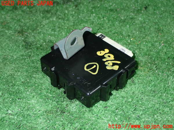 1UPJ-9239686146]アイシス(ANM10W)コンピューター1 (ヘッドランプレベリング) 中古_3