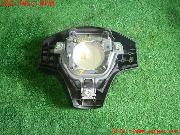 1UPJ-9239687865]アイシス(ANM10W)運転席側エアバッグカバー 中古_4