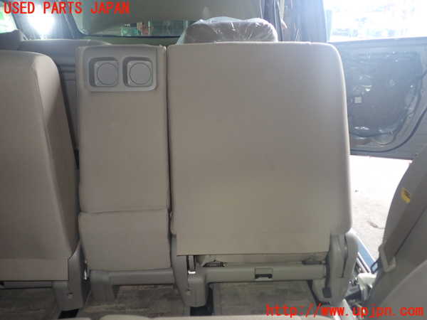 1UPJ-9239687145]アイシス(ANM10W)右2列目シート 中古_5