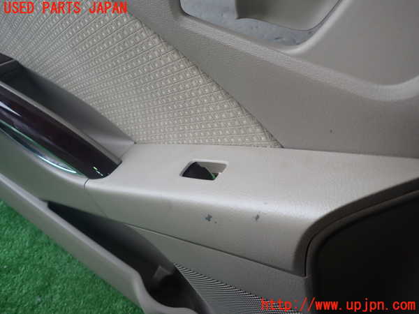 1UPJ-9239681264]アイシス(ANM10W)左前ドア内張り 中古_3