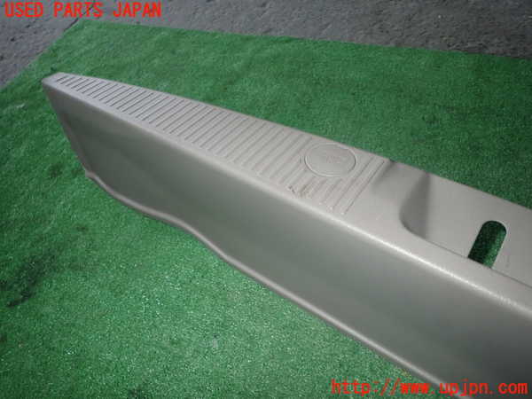 1UPJ-9239687771]アイシス(ANM10W)ラゲッジトレイ1 中古_3