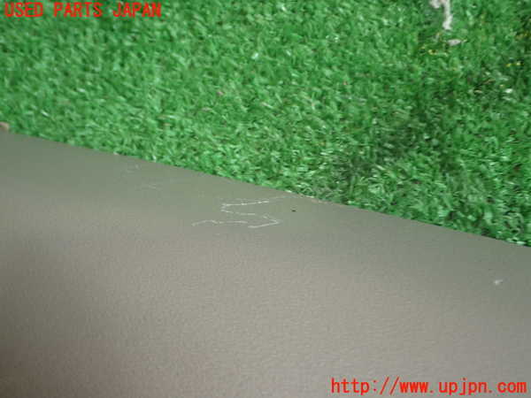 1UPJ-9239687660]アイシス(ANM10W)左フロントピラートリム 中古_3