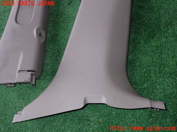 1UPJ-9239687665]アイシス(ANM10W)右センターピラートリム 中古_4