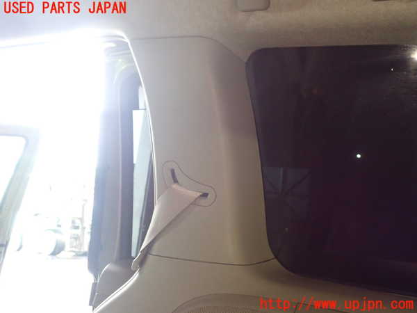 1UPJ-9239687675]アイシス(ANM10W)右リアピラートリム 中古_3