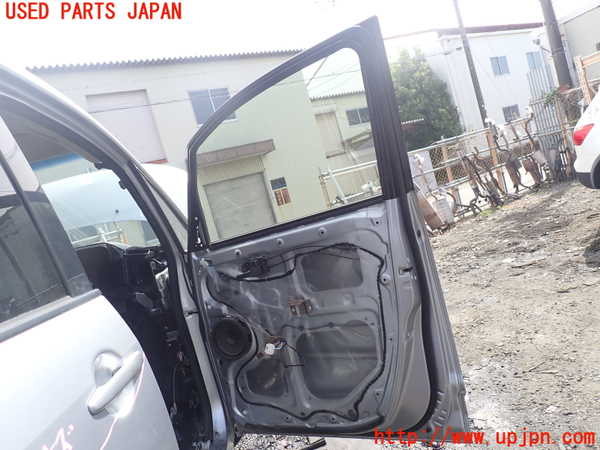 1UPJ-9239691230]デリカD：5(CV2W)右前ドア 中古(43R-00033 M2H3)_4