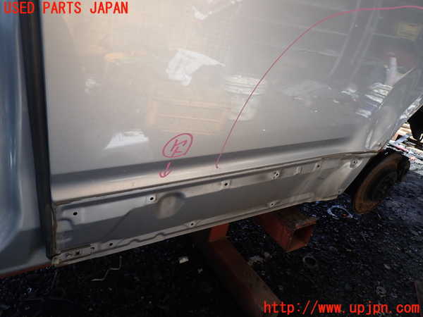 1UPJ-9239691320]デリカD：5(CV2W)左後ドア 中古(43R-007953 M2L3)_3