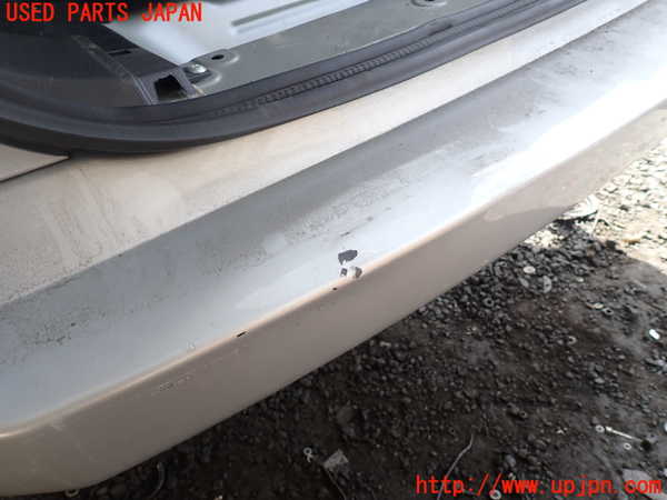 1UPJ-9239691610]デリカD：5(CV2W)リアバンパー 中古_5