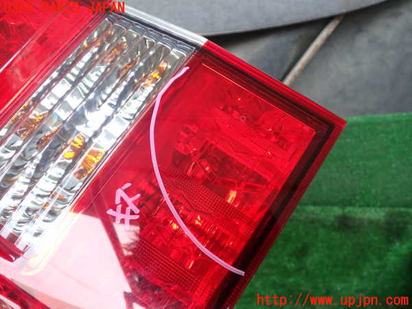 1UPJ-9239691536]デリカD：5(CV2W)左テールランプ 中古_2