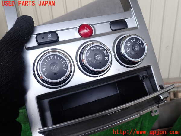1UPJ-9239696066]デリカD：5(CV2W)エアコンスイッチ1 中古_2