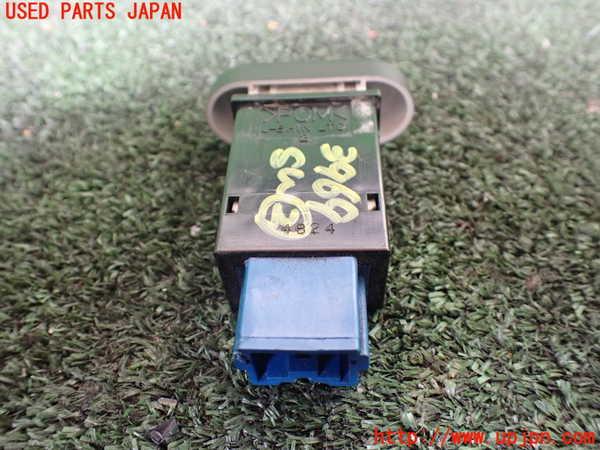 1UPJ-9239696307]デリカD：5(CV2W)スイッチ2 中古_2