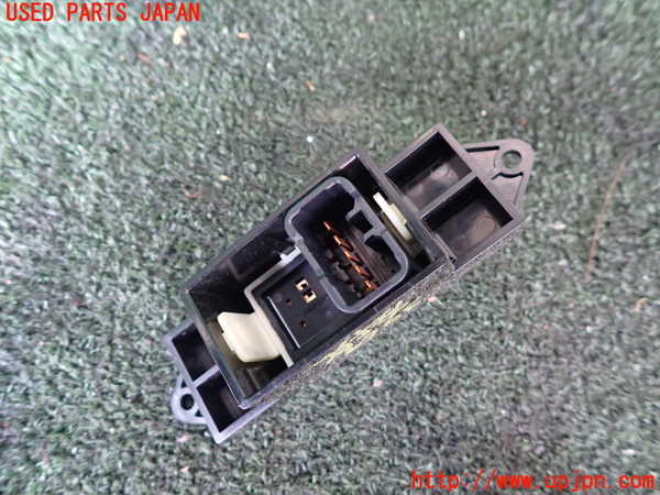 1UPJ-9239696245]デリカD：5(CV2W)左前パワーウィンドウスイッチ 中古_2