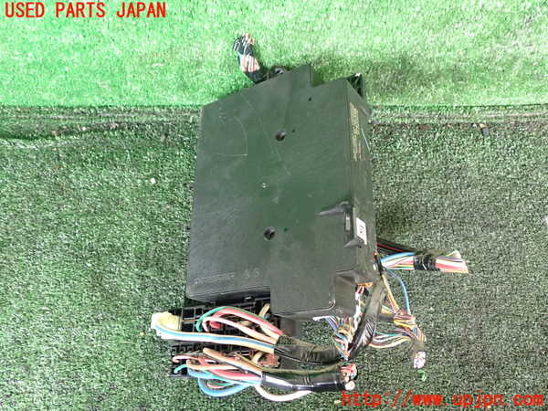 1UPJ-9239696741]デリカD：5(CV2W)ヒューズボックス1 中古_2