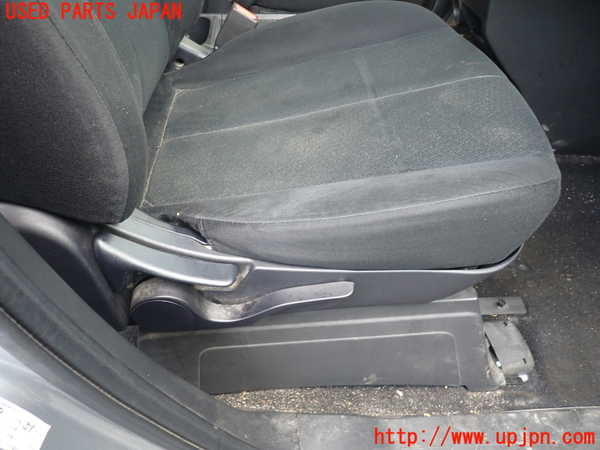 1UPJ-9239697035]デリカD：5(CV2W)運転席シート 中古_4