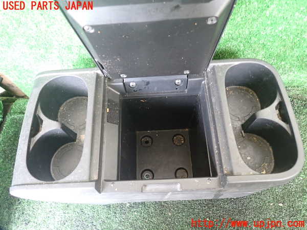 1UPJ-9239697540]デリカD：5(CV2W)センターコンソール 中古_2