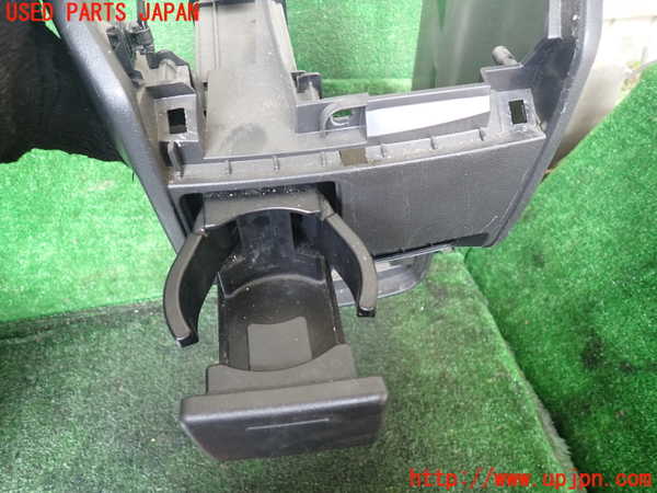 1UPJ-9239697549]デリカD：5(CV2W)コンソール 中古_2