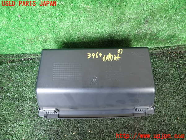 1UPJ-9239697841]デリカD：5(CV2W)小物入れ1 中古_2